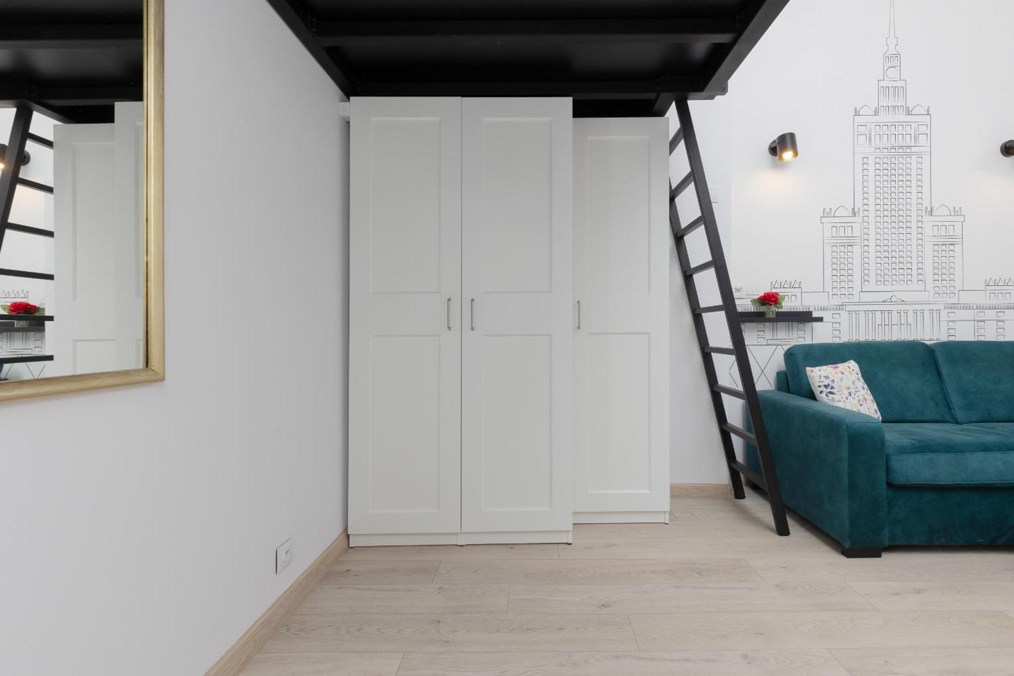 Aleja Wyzwolenia Studio with Mezzanine Warsaw Downtown by Noclegi Renters Esterno foto