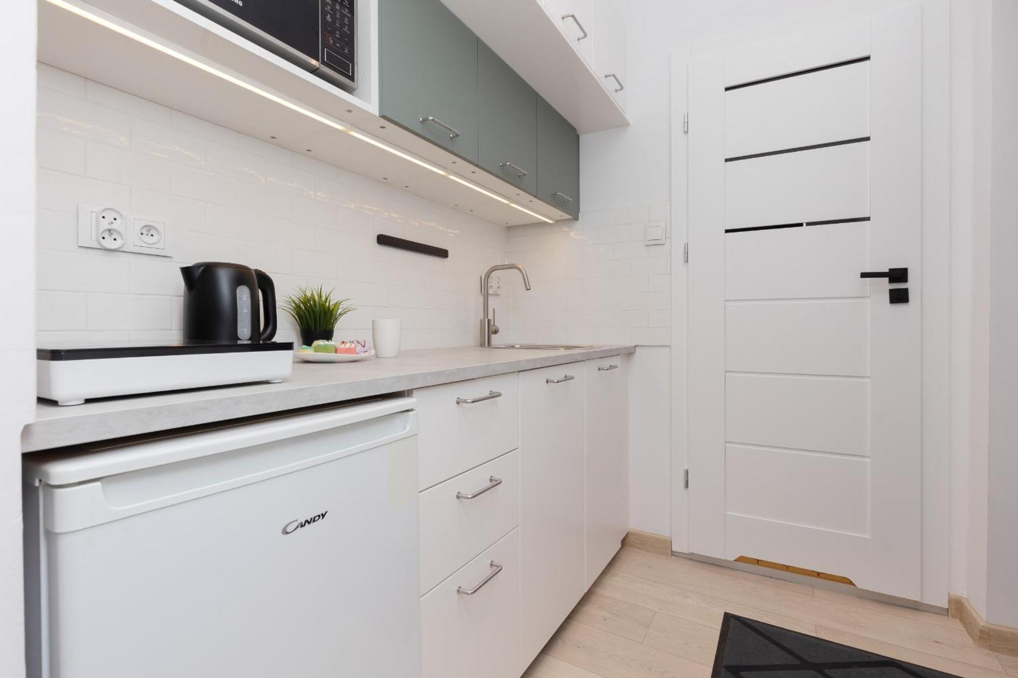 Aleja Wyzwolenia Studio with Mezzanine Warsaw Downtown by Noclegi Renters Esterno foto