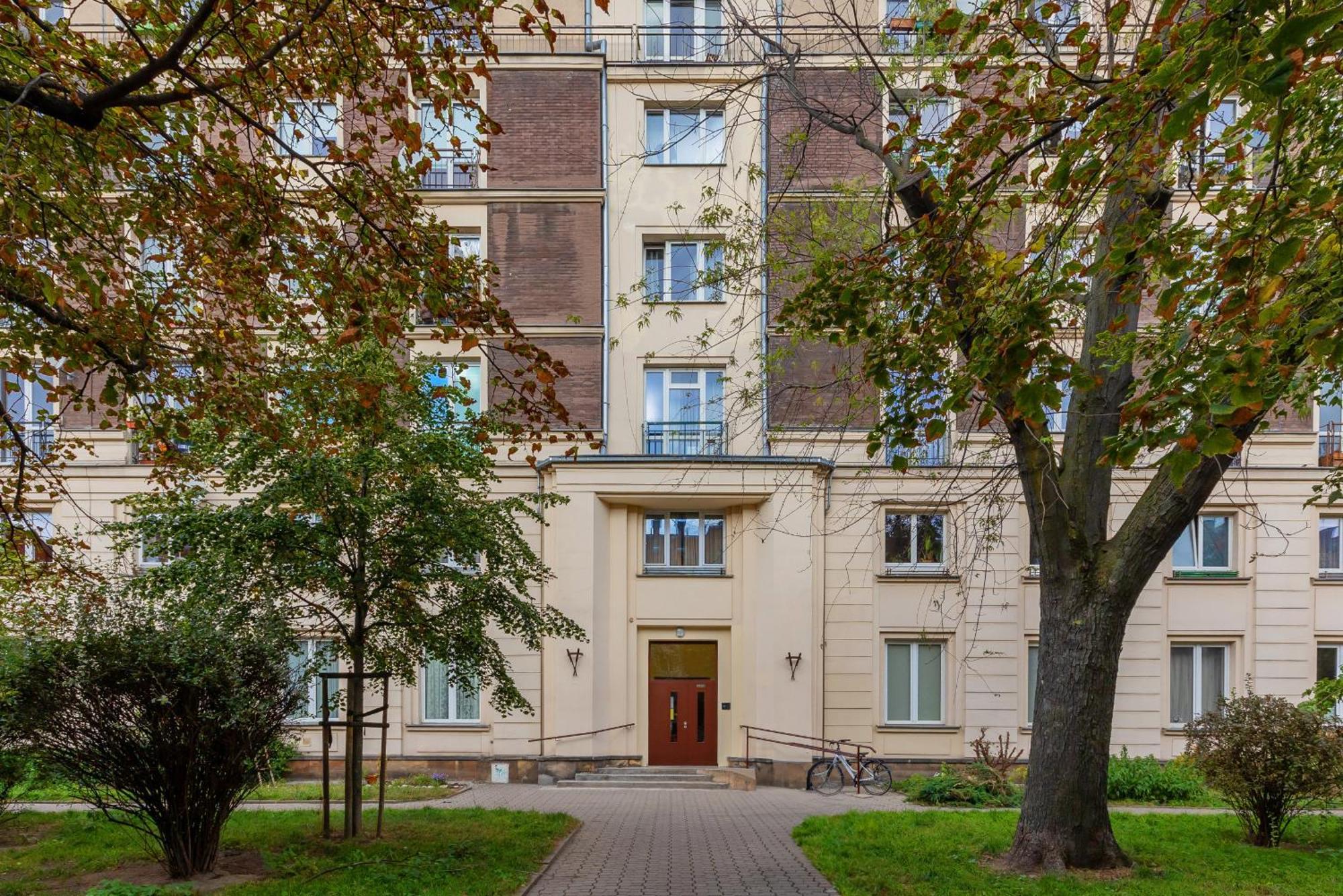 Aleja Wyzwolenia Studio with Mezzanine Warsaw Downtown by Noclegi Renters Esterno foto